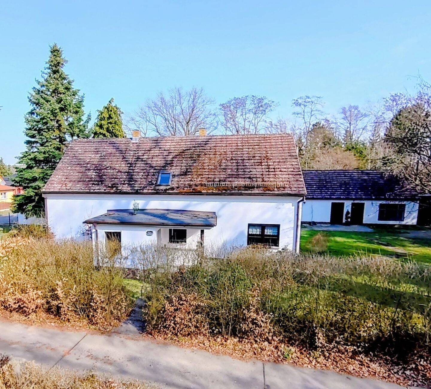 Hier liegt Ihnen der Kromlauer Park zu Füßen ! Wohnhaus mit viel Nebengelass in Randlage von Kromlau, 2953 Gablenz