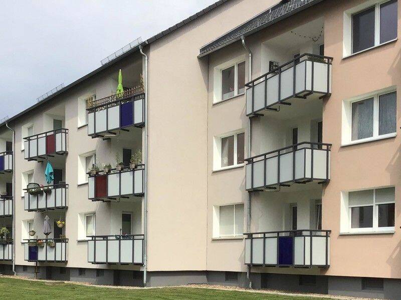 Rundum wohlfühlen: gemütliche 3-Zimmer-Wohnung mit Balkon, 28759 Bremen (Grohn Schönebeck Sankt Magnus Vegesack)