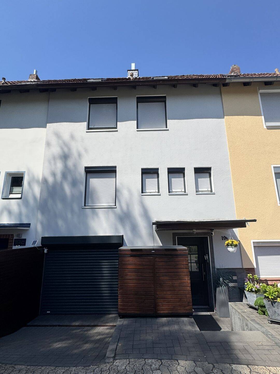 Ihr neues IMMOBILIEN QUARTIER: Saniertes Reihenhaus mit Charme & toller Gartenanlage, 30851 Langenhagen
