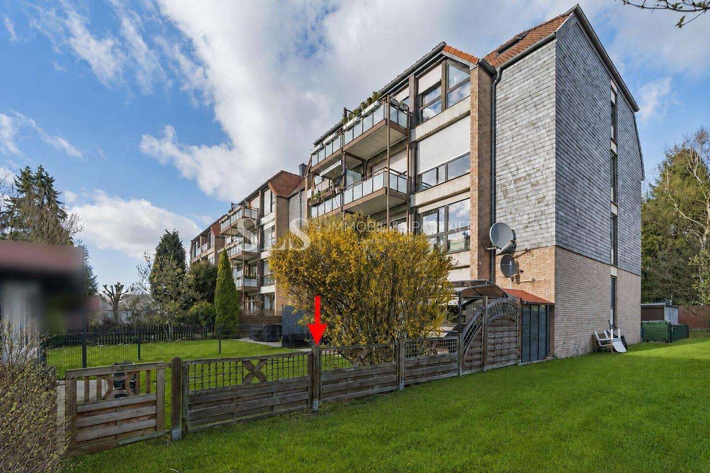 Wohnen mit Gartenidylle – Erdgeschosswohnung mit Terrasse, Garten und Garage, 46147 Oberhausen (Alsfeld Holten Schmachtendorf Sterkrade-Nord)