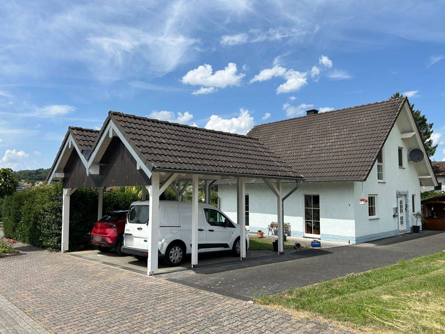 Gepflegtes Einfamilienhaus mit Carport und Keller in Waldbrunn, 65620 Waldbrunn (Westerwald)