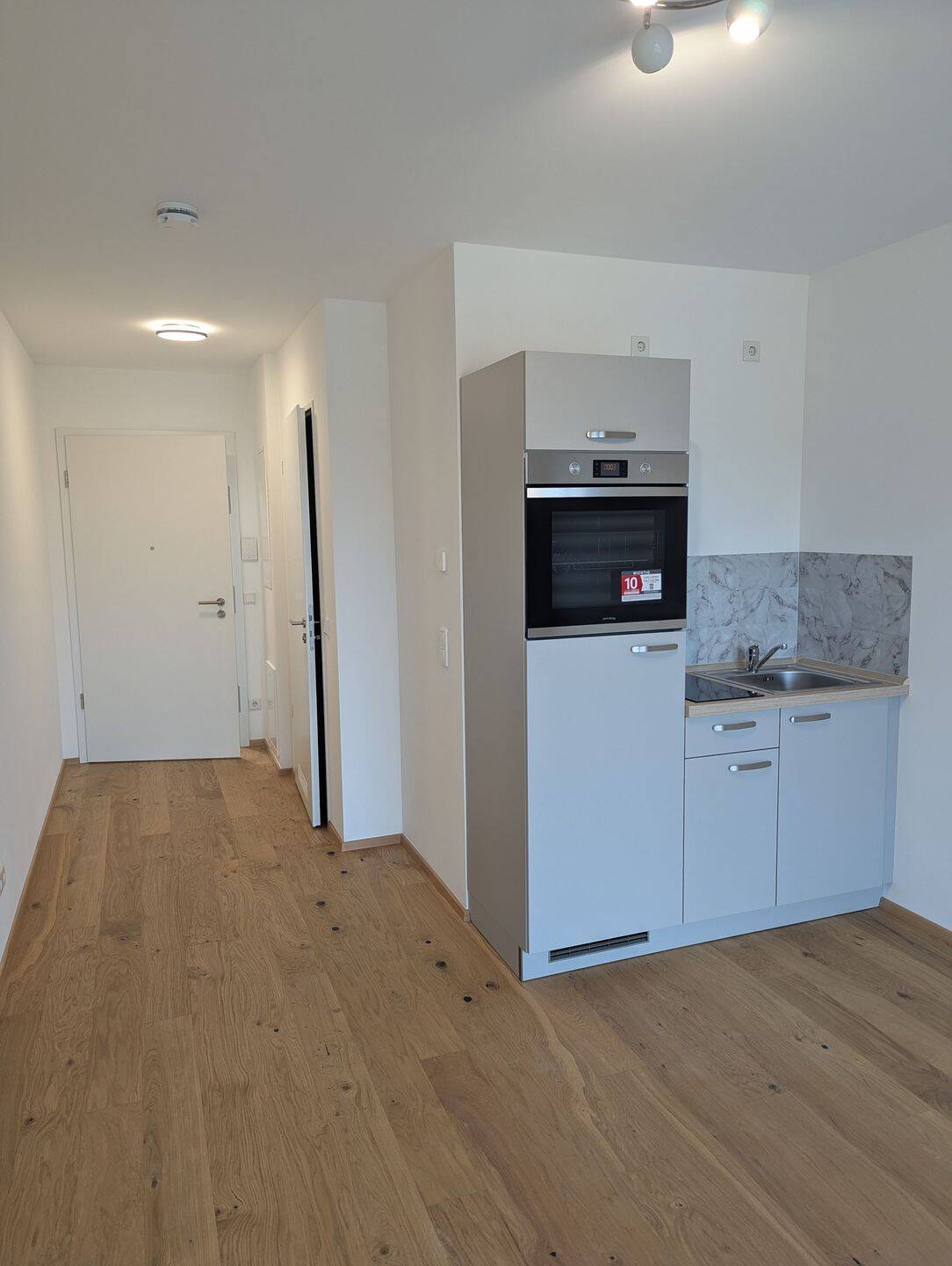 Stilvolles Studentenapartment in unmittelbarer Uninähe, 93053 Regensburg (Galgenberg Kasernenviertel Kumpfmühl-Ziegetsdorf-Neuprüll Oberisling-Graß)