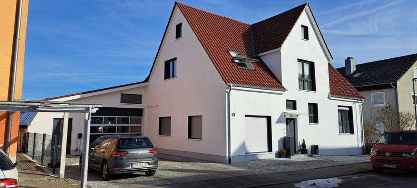 Mehrfamilienhaus mit Halle (FBH) , Gesamt 510 m2 TOP SANIERT !, 78647 Trossingen