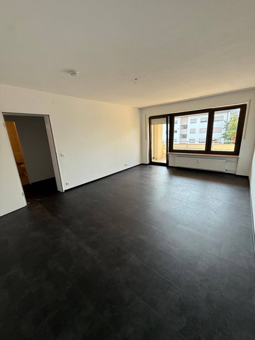 2-Zimmer-Wohnung im 2.OG mit Balkon, 76676 Graben-Neudorf