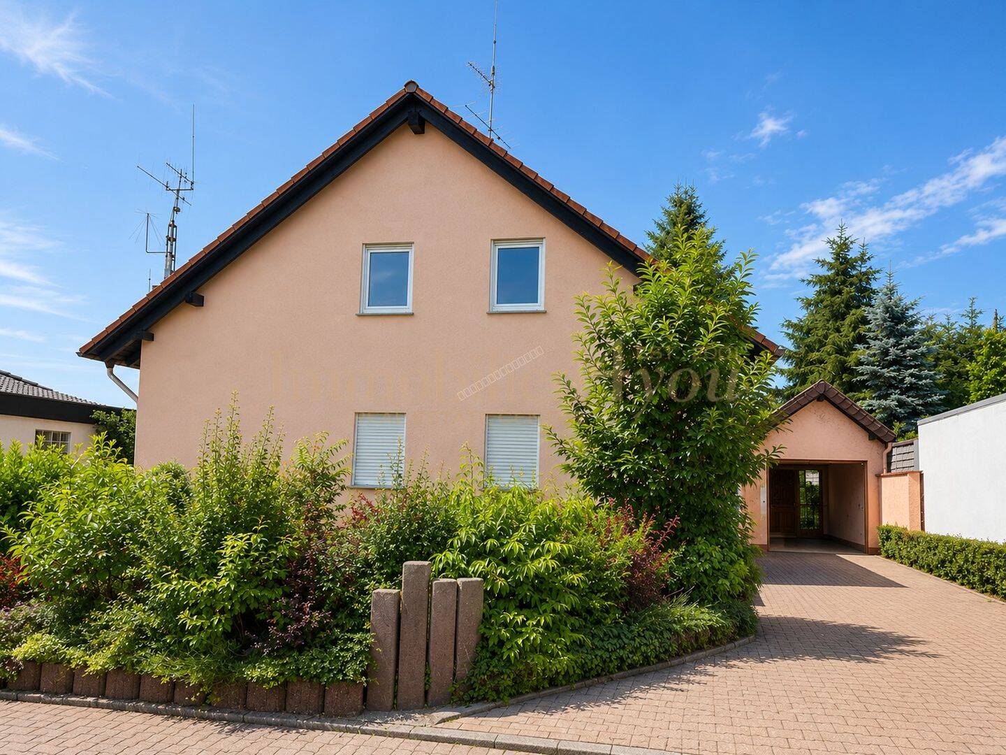 Zweifamilienhaus in Ramstein-Miesenbach, 66877 Ramstein-Miesenbach