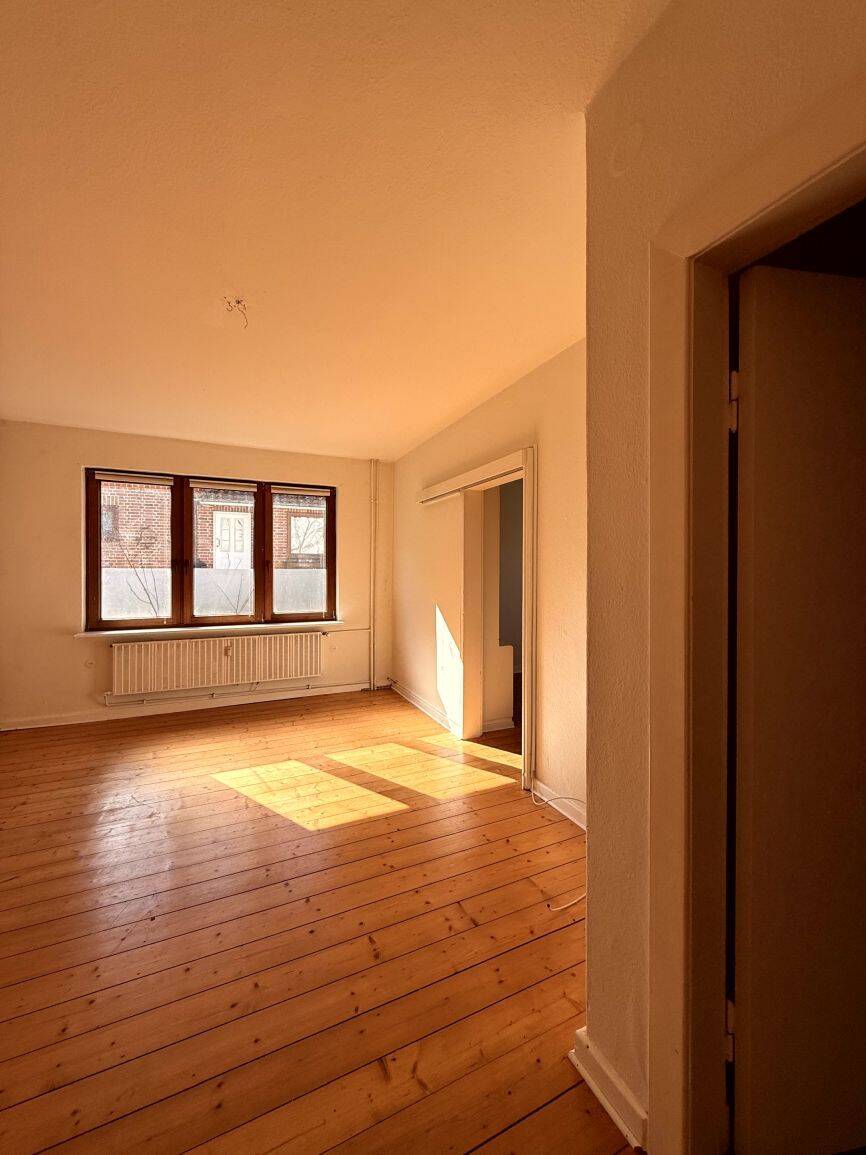 NEUER PREIS – Gestalten Sie ihren Wohntraum in bester Lage! 10 Zimmer mit viel Potenzial!, 23714 Malente