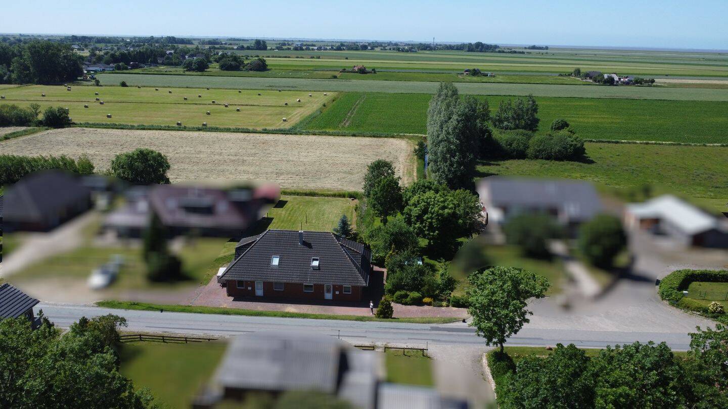 Wohnen mit Weitblick – gepflegte Doppelhaushälfte in ruhiger Lage, 25845 Nordstrand