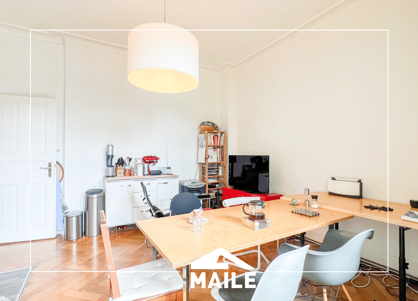Stilvolle 2-Zimmerwohnung mit EBK und Balkon im beliebten Heusteigviertel!, 70180 Stuttgart (Mitte Süd)