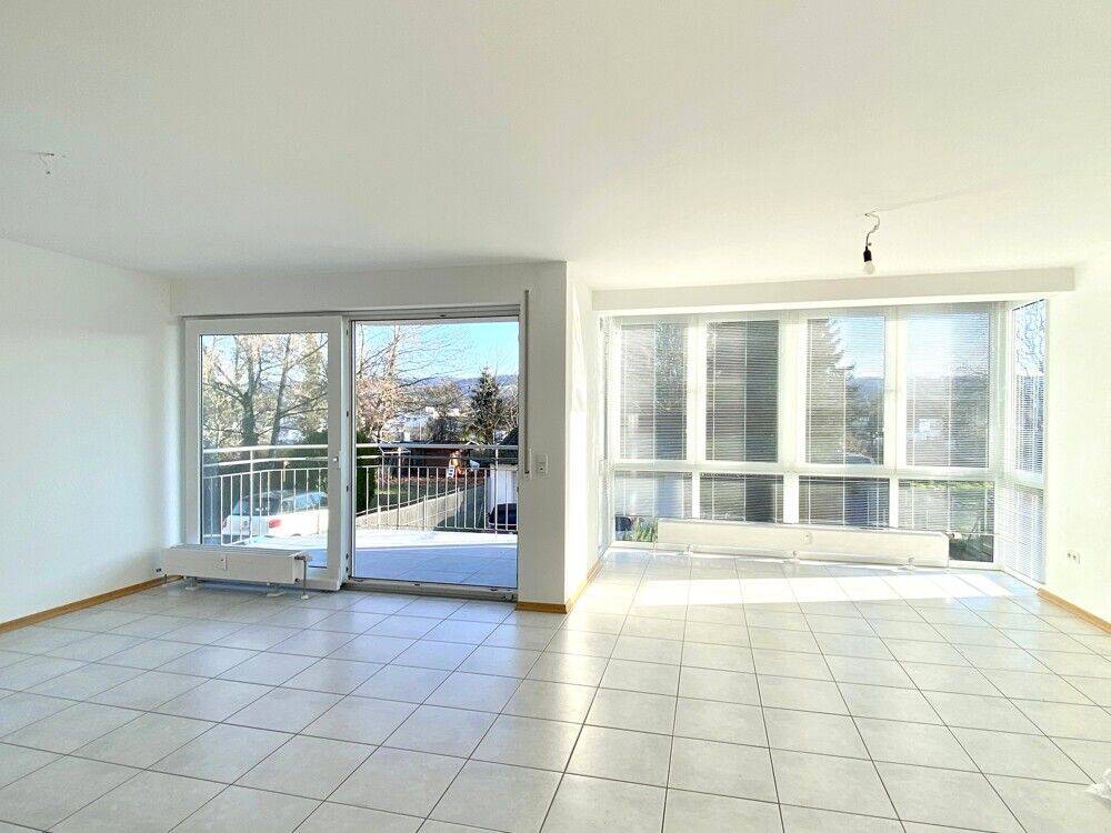Trier-Zewen, ansprechend ausgestattete, helle 4-Zimmer-Erdgeschosswohnung mit Balkon, 54294 Trier