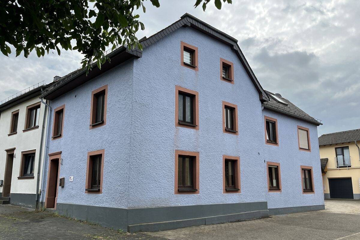 Ideal fürs Kapital – Vermietetes Dreifamilienhaus in Hillesheim, 54576 Hillesheim