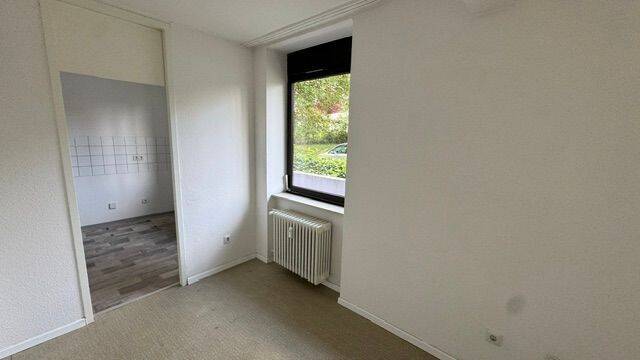 1 ZKB mit Balkon, renoviert, Nr 6 Mainstr. 8, 66125 Saarbrücken, 66125 Saarbrücken