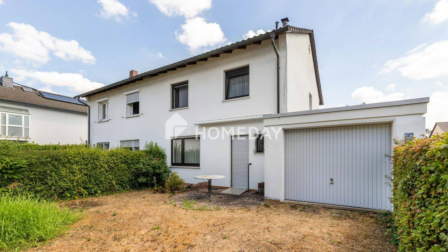 Charmante Doppelhaushälfte mit großem Grundstück in ruhiger Lage von Ludwigshafen, 67063 Ludwigshafen am Rhein (Friesenheim/Nord)