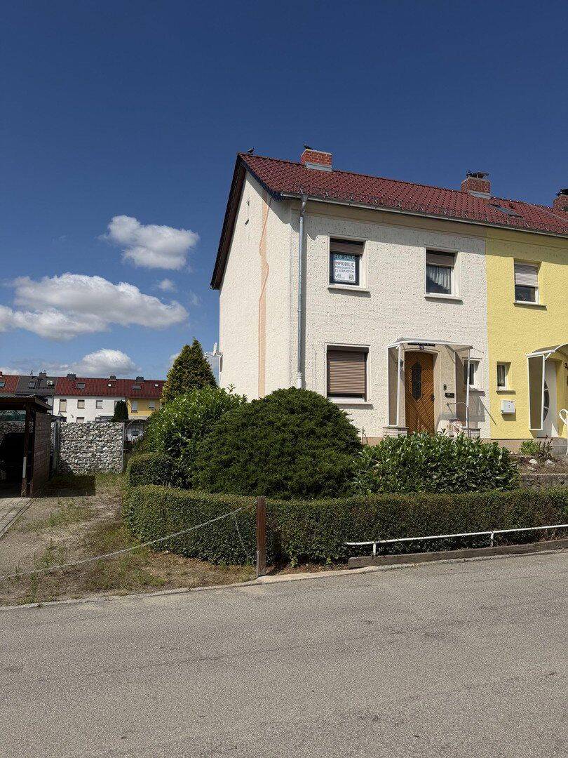 Reihenendhaus, unterkellert mit Nebengelass und Garten, 1591 Riesa