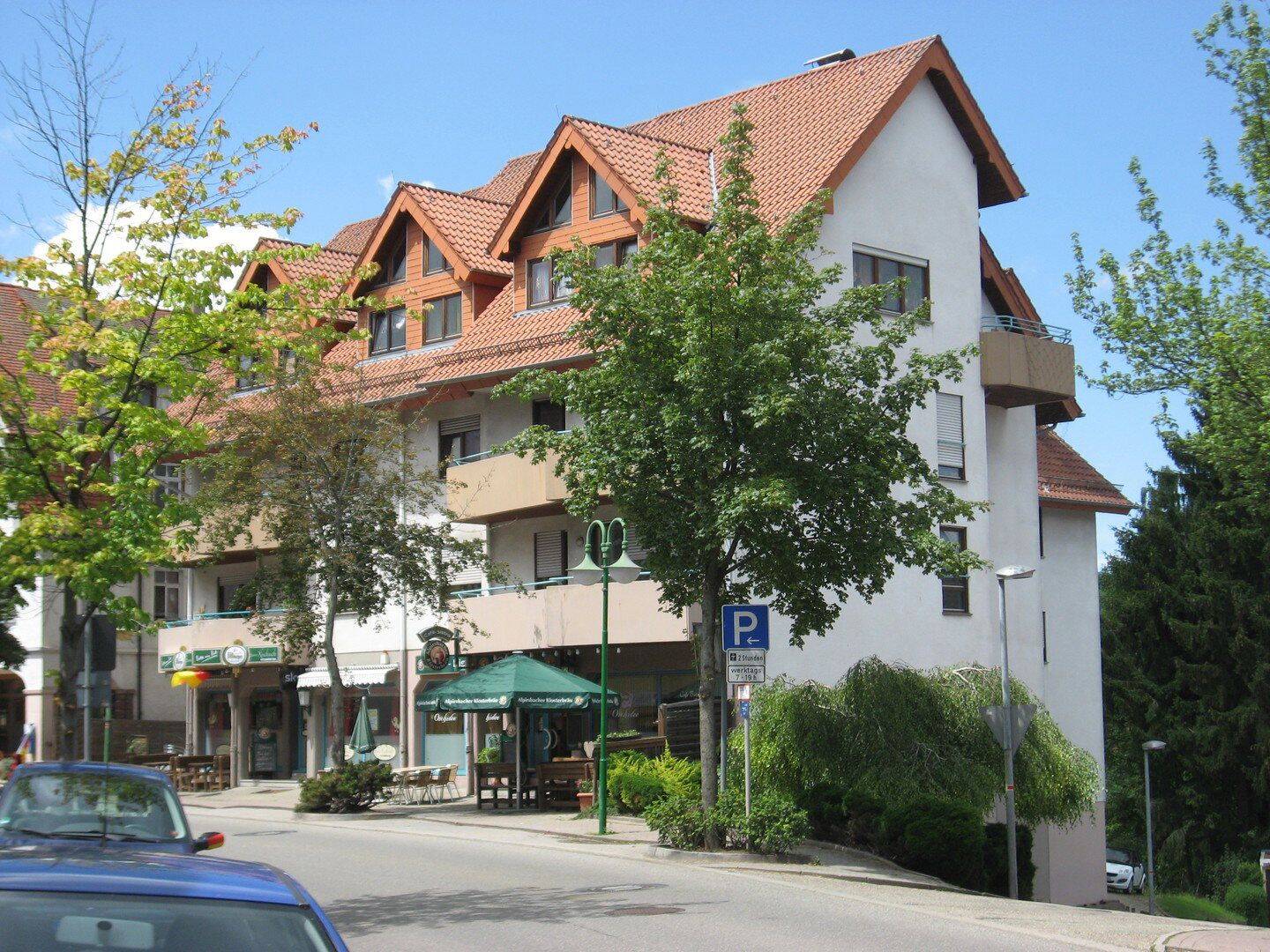 Schömberg – Schöne gepflegte 3 Zimmer Dachgeschosswohnung zu vermieten Whg12 (ID 113), 75328 Schömberg