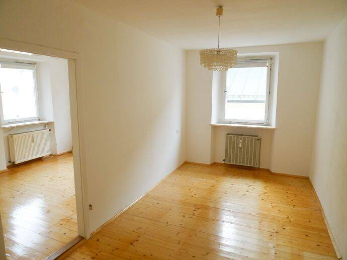 Schöne 2-Zimmer-Wohnung im Herzen von Waldmünchen zu vermieten, 93449 Waldmünchen