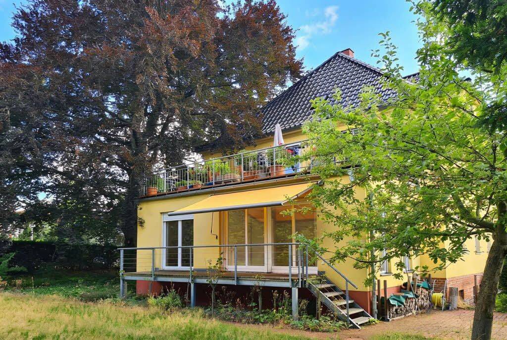Halle-Dölau: Eigentumswohnung mit eigenem Garten und PKW-Stellplatz, ruhige Wohnlage, 6120 Halle (Saale) (Dölau Heide Nord Heide Süd Kröllwitz Lettin)