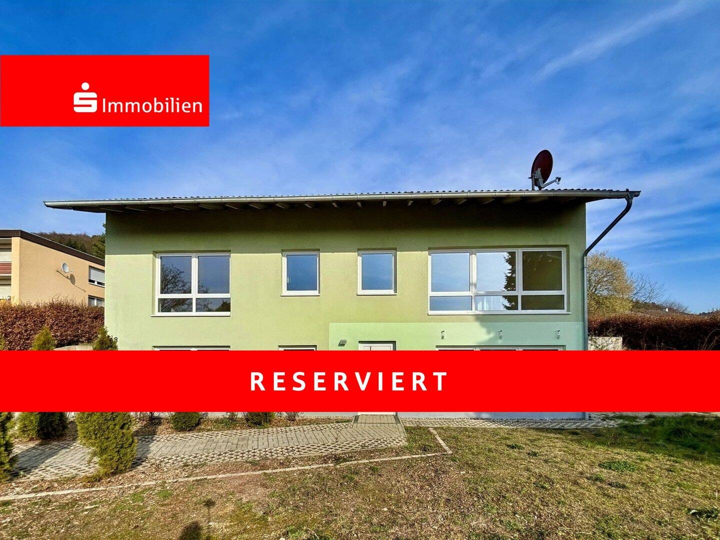 Attraktives Einfamilienhaus mit Einliegerpotenzial und traumhaftem Blick zum sofortigen Einzug, 34537 Bad Wildungen
