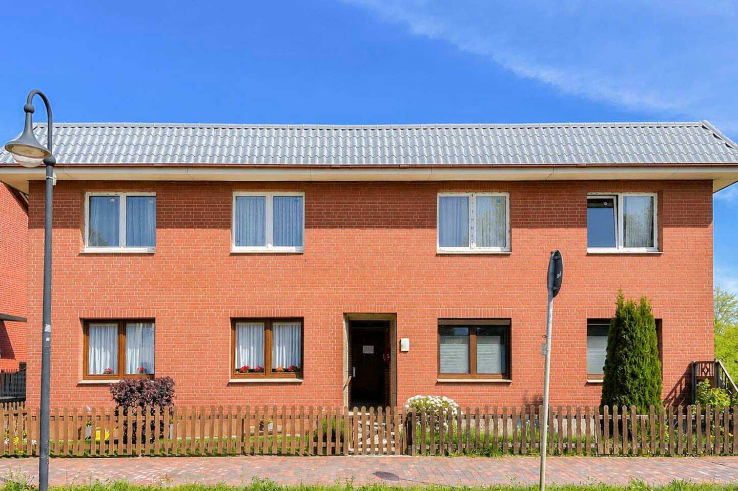 Platz für Projekte: Renovierte Wohnung mit eigenem Garten & 2 XXL-Garagen!, 21493 Schwarzenbek