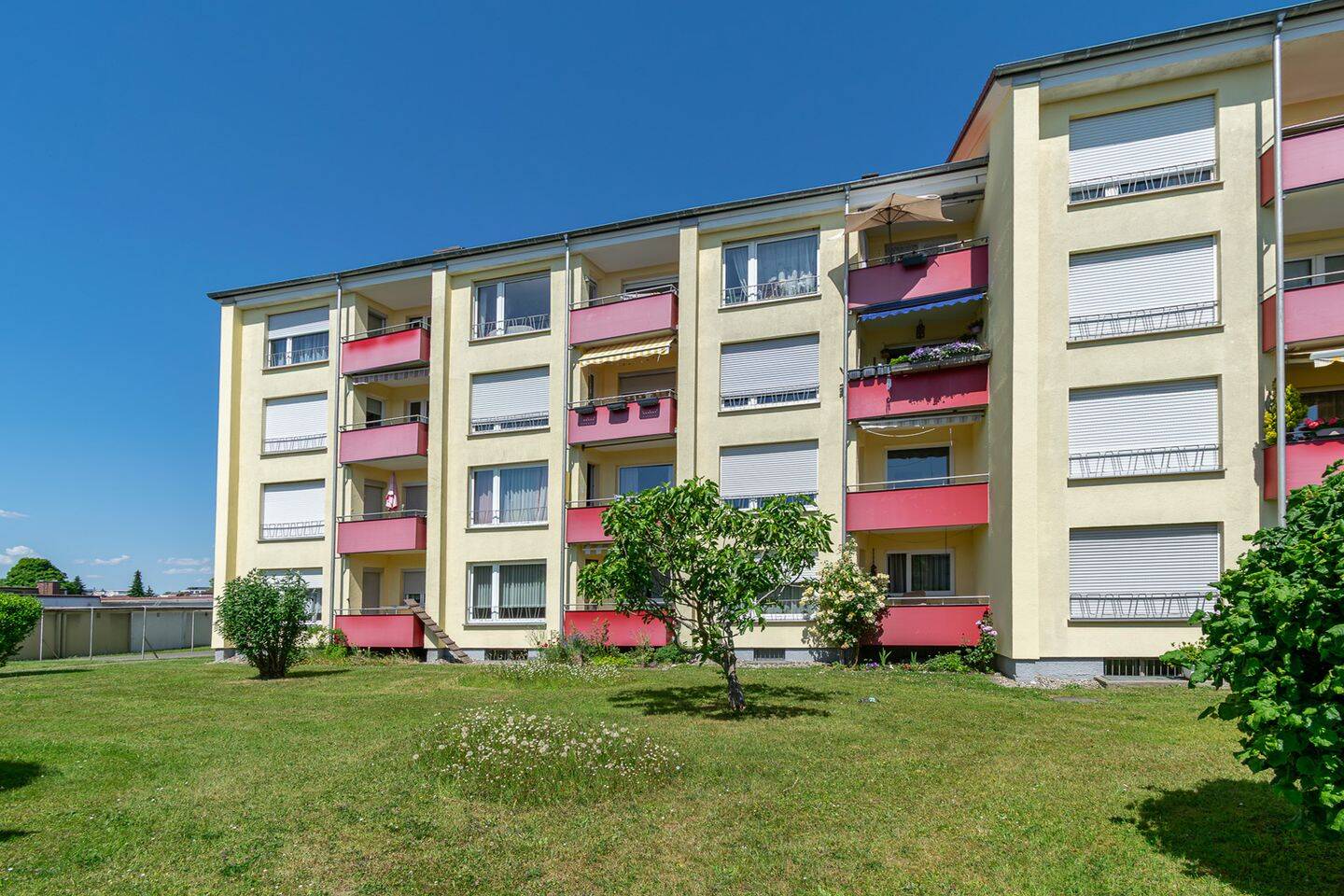Bezugsfreie 3-Zimmer- Wohnung mit Balkon und Garage in gefragter Wohnlage, 88046 Friedrichshafen