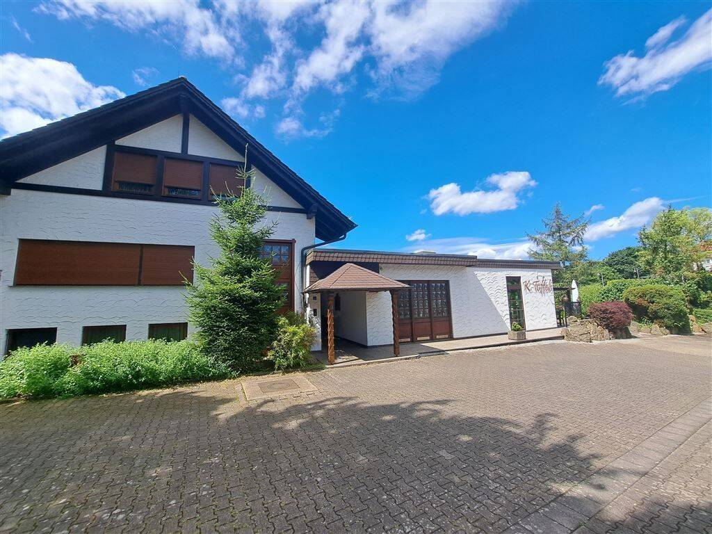 Wohnen u. Arbeiten unter einem Dach in Baunatal-Rengershausen, 34225 Baunatal