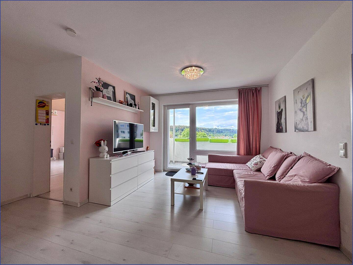 Komfortable wohnen mit Weitblick- Gepflegte Eigentumswohnung mit Aufzug und Loggia in Essen-Kettwig, 45219 Essen (Kettwig)