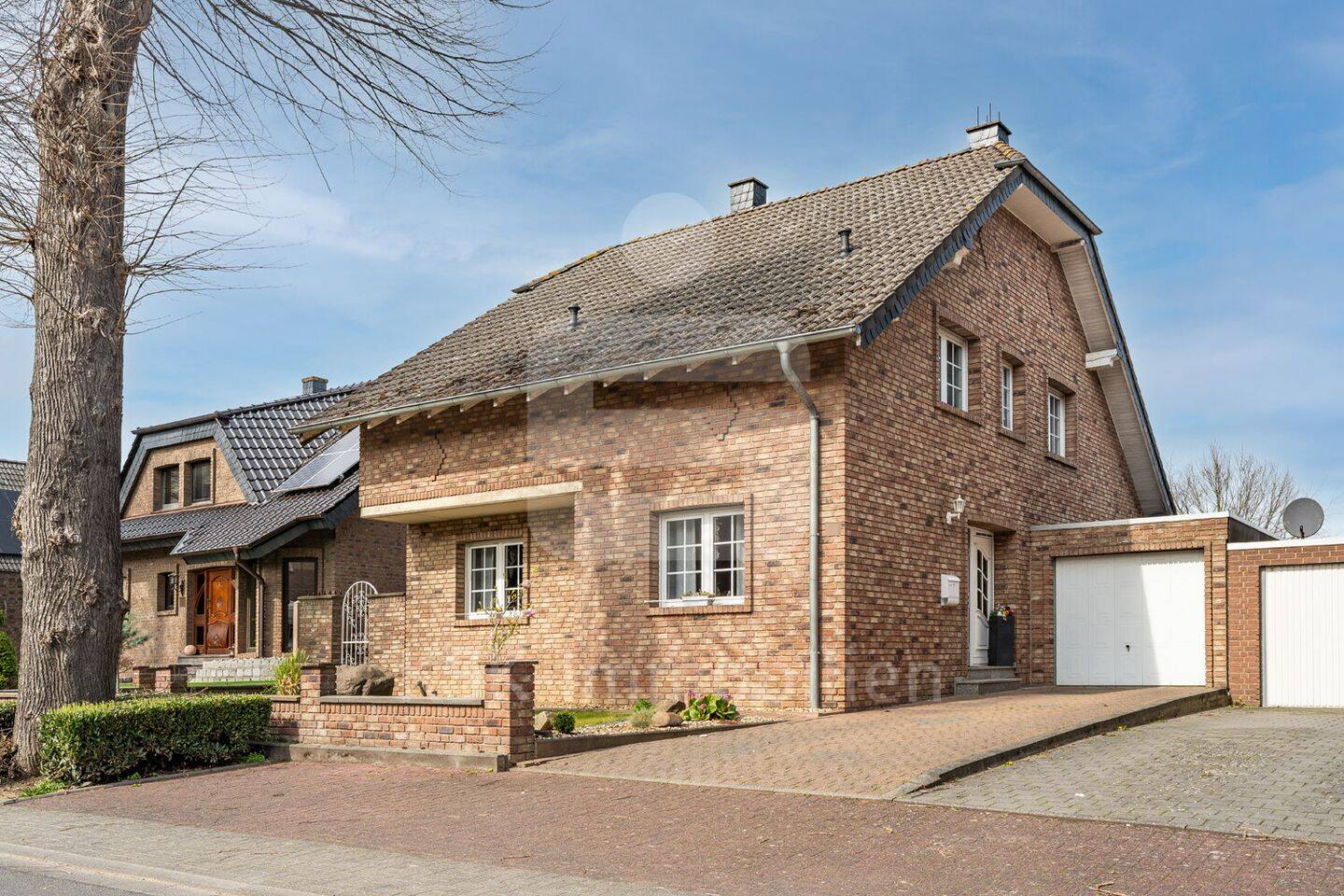 Die Suche hat ein Ende! Schickes Einfamilienhaus mit tollem Garten in Niederembt., 50189 Elsdorf
