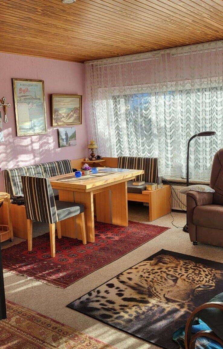 Wohnen mit Weitblick – Großzügiges Zweifamilienhaus in traumhafter, idyllischer Feldrandlage, 65391 Lorch