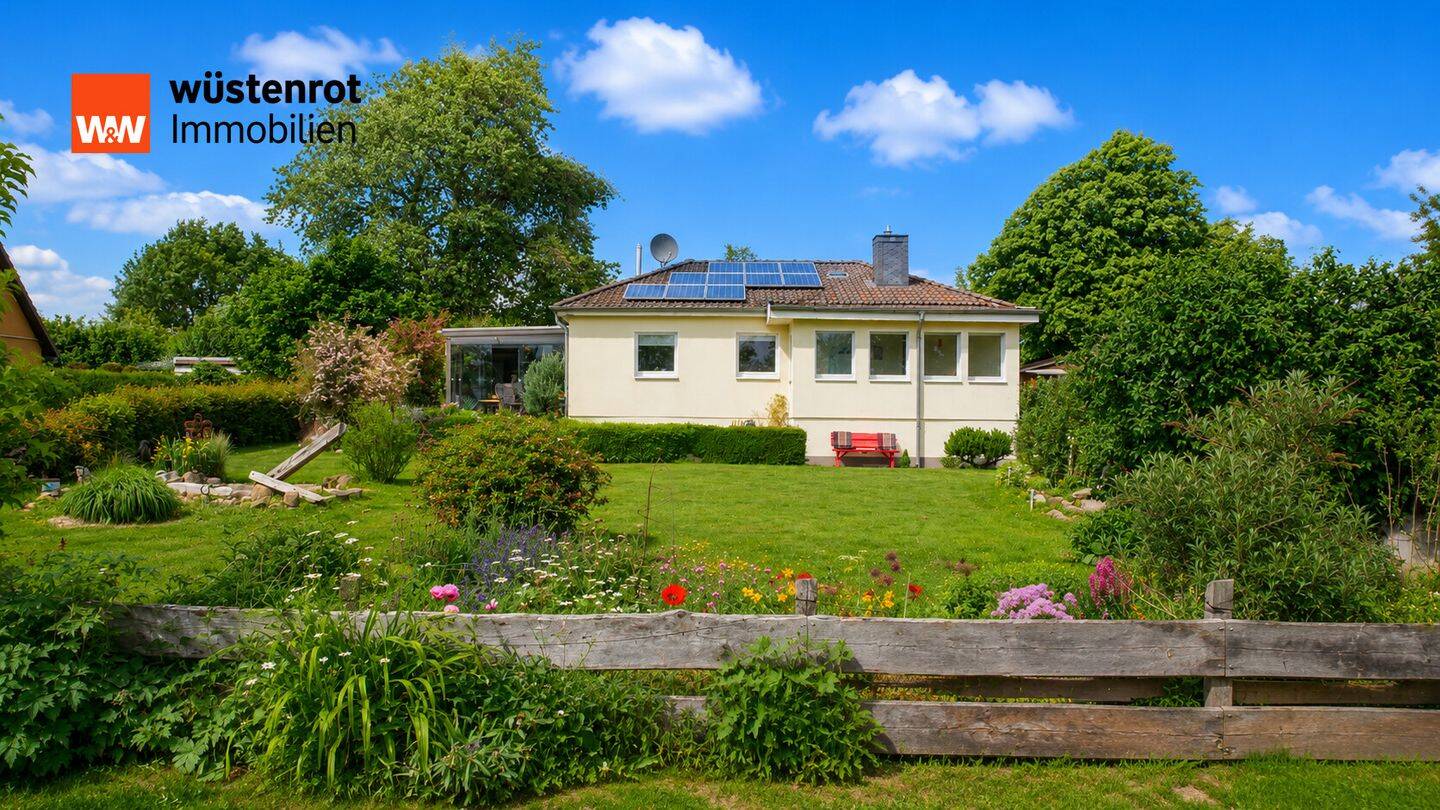 Ihr Wohlfühl-Haus – Wunderschöner Bungalow im malerischen Bissee, 24582 Bissee