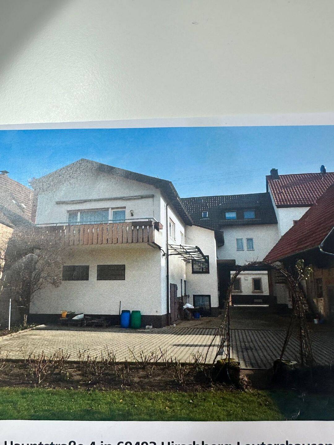Großzügig geschnittene 6 Zimmer Wohnung in Hirschberg Leutershausen, zu vermieten mit, 69493 Hirschberg an der Bergstraße