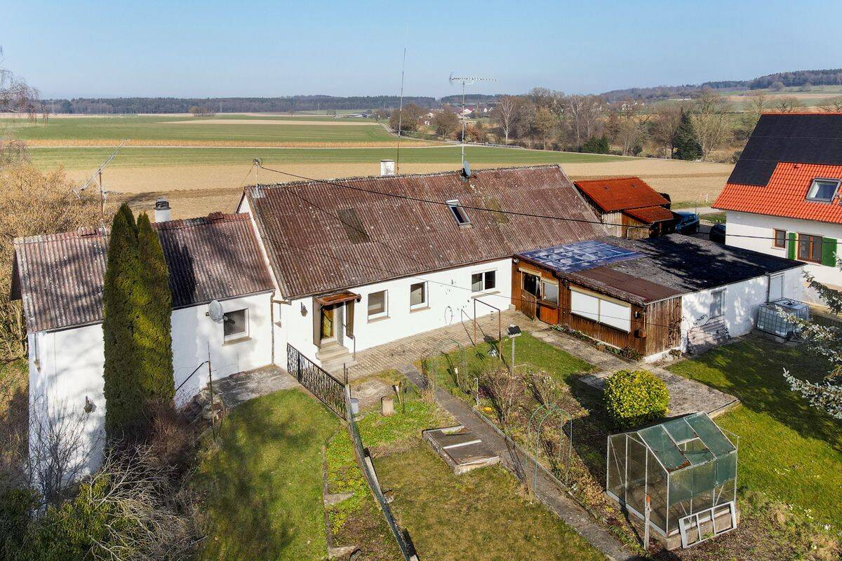 Absolut ruhige Randlage … großes Grundstück und mit vielen Möglichkeiten, 88527 Unlingen