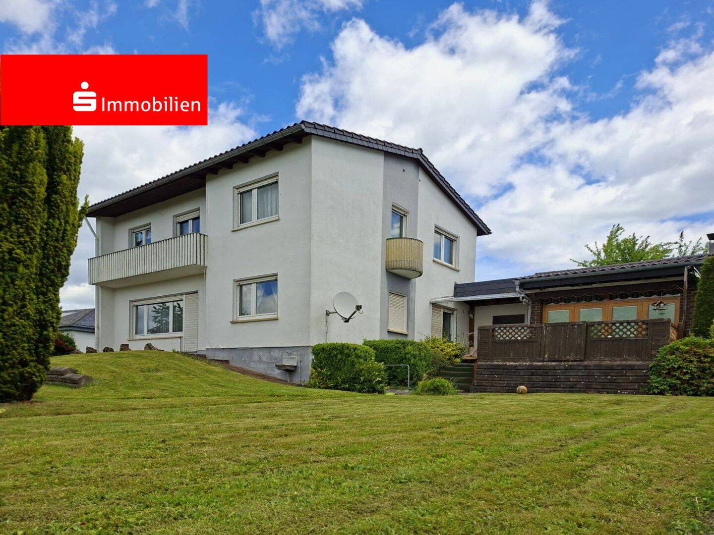 Solides Einfamilienhaus mit tollem Grundstück in Wetter!, 35083 Wetter (Hessen)