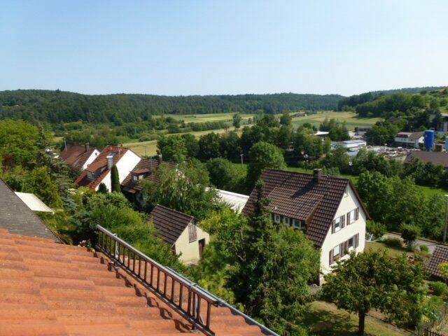 Aidl.-Deufr.: Charmante 2-ZW-DG-Whg. mit Balkon, 71134 Aidlingen