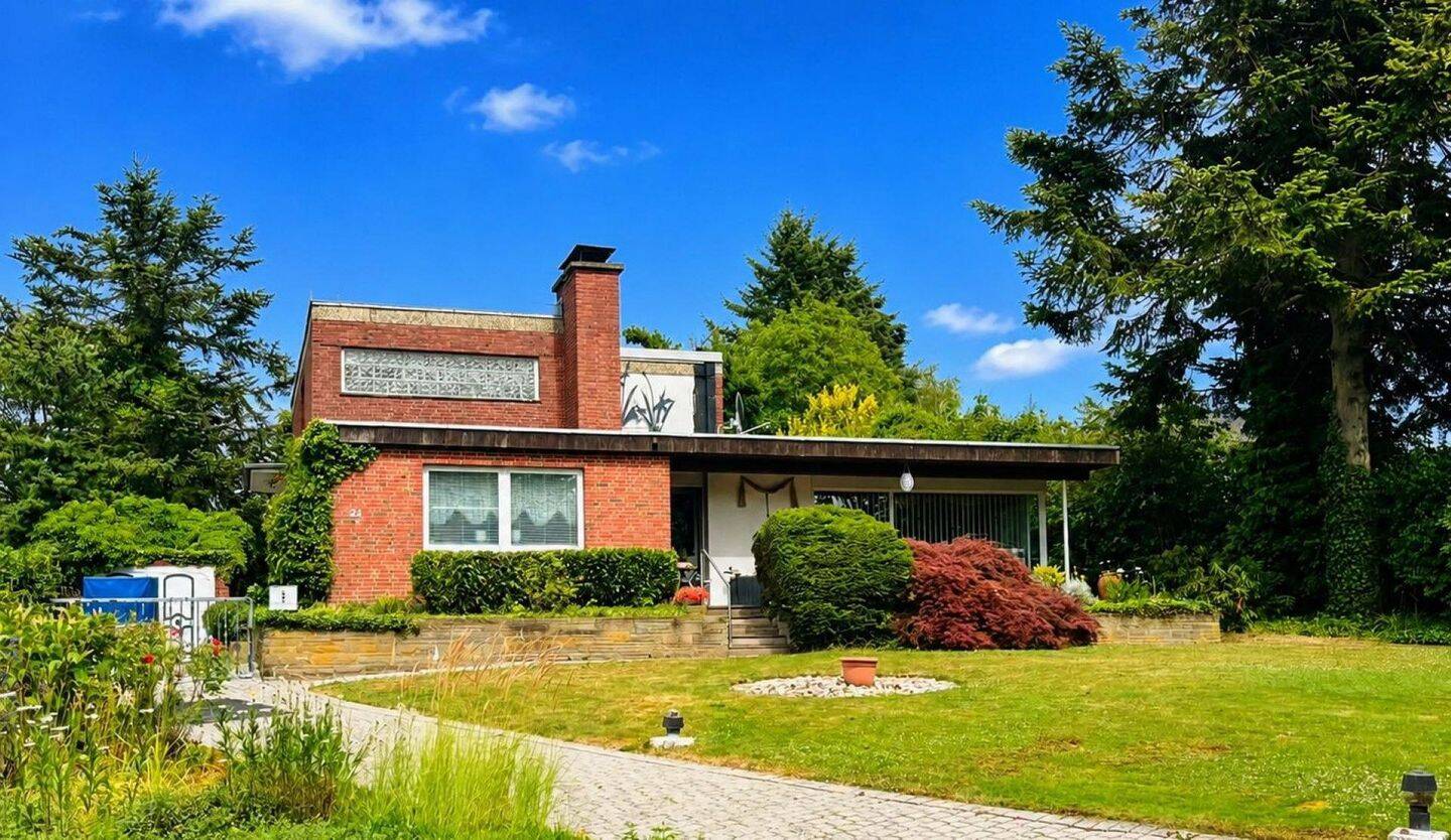 Haus mit großem Grundstück in Wassenberg – viel Potenzial für Handwerker, 41849 Wassenberg