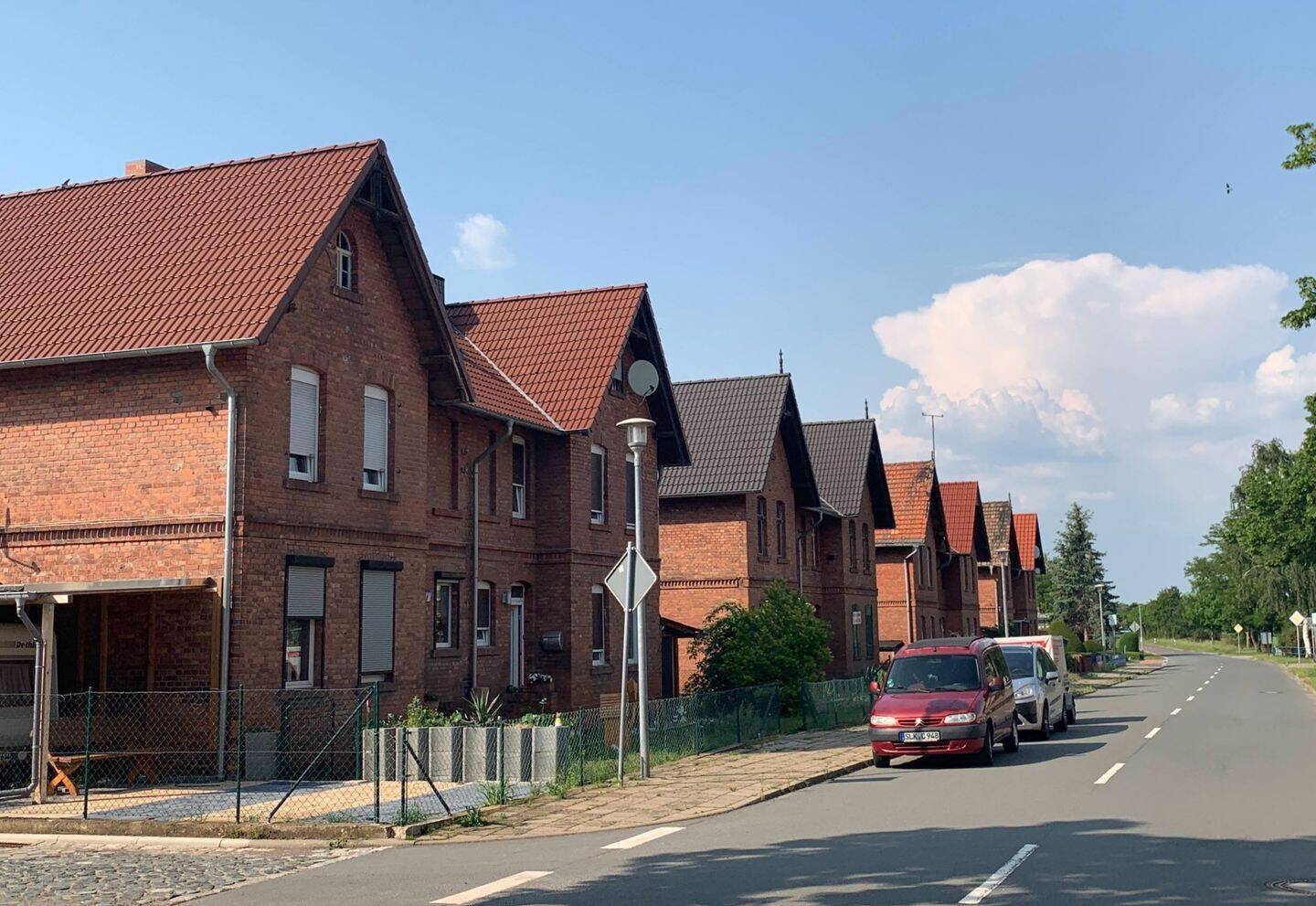 2 unsanierte Doppelhaushälften in Hakeborn zu verkaufen., 39448 Börde-Hakel