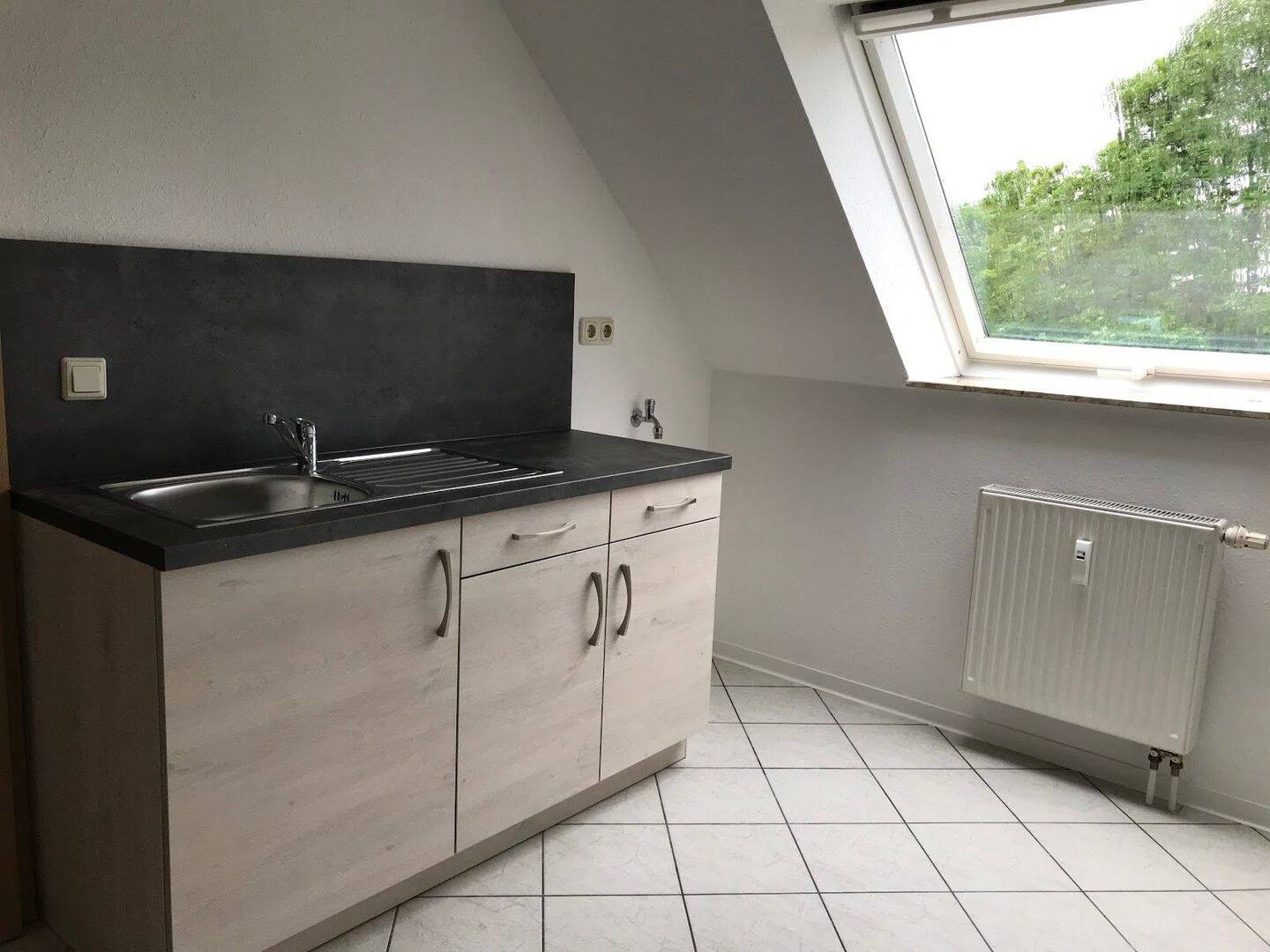 +++ moderne Einbauküche hat Sie auch +++ Dusche +++, 9126 Chemnitz (Altchemnitz Bernsdorf Gablenz Lutherviertel Sonnenberg)