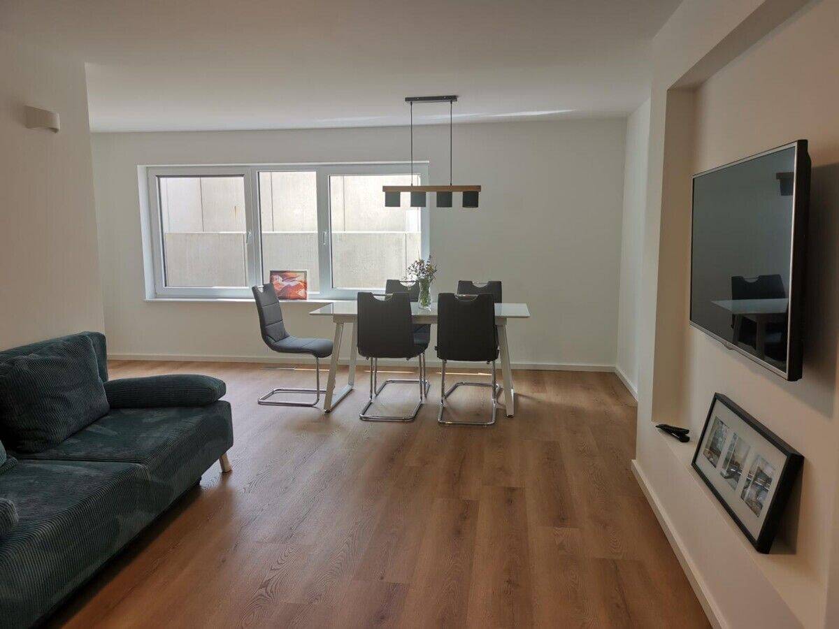 Ruhige, moderne, vollmöblierte 2-Zimmer Wohnung in Heimsheim, nah an der A8, 71296 Heimsheim