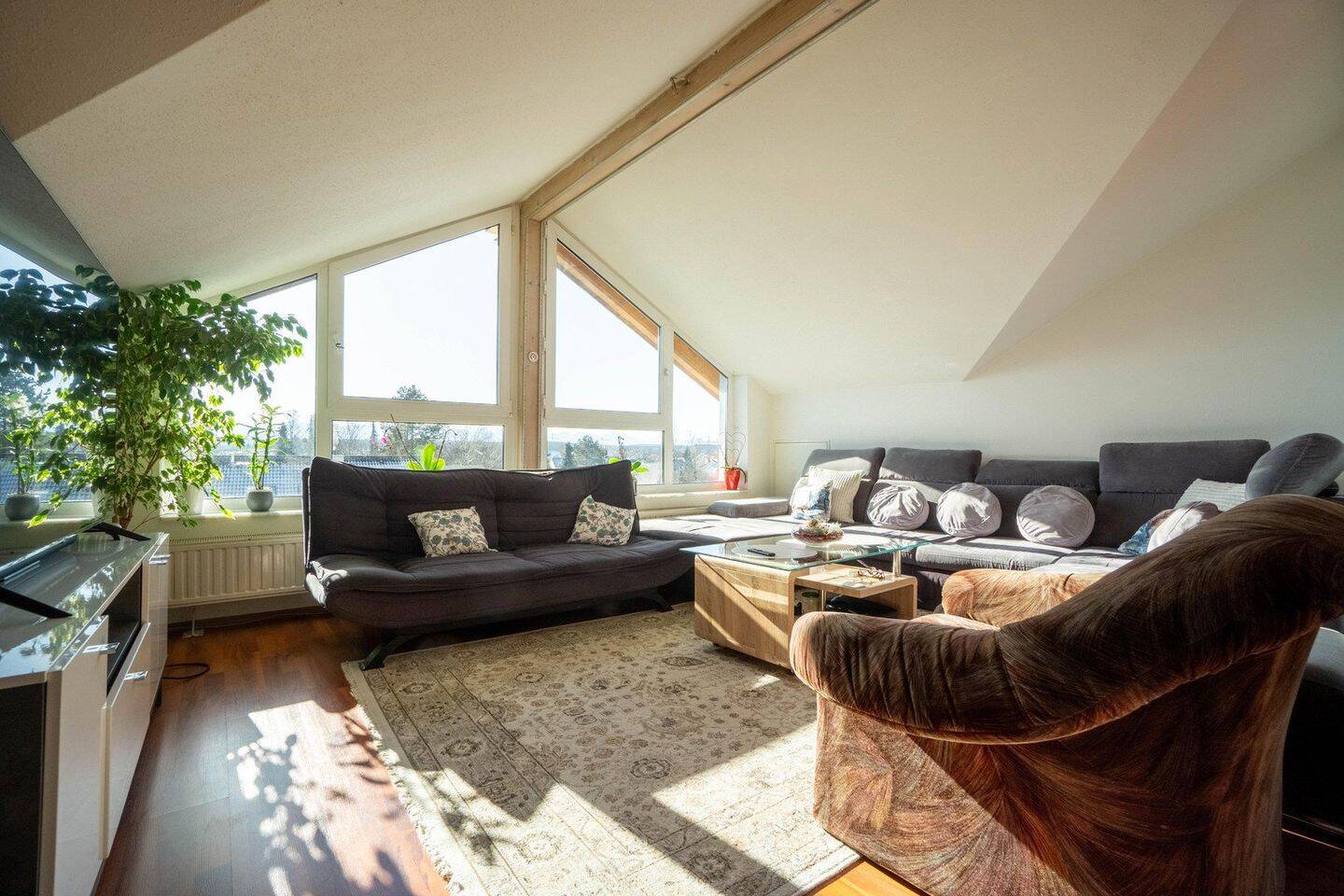 3-Zimmer-Dachgeschosswohnung mit Bergblick, 86956 Schongau