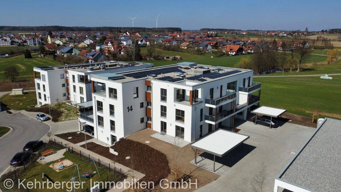 Helle 3-Zimmer-Penthouse-Wohnung mit Dachterrasse und Carport in Burgoberbach, 91595 Burgoberbach