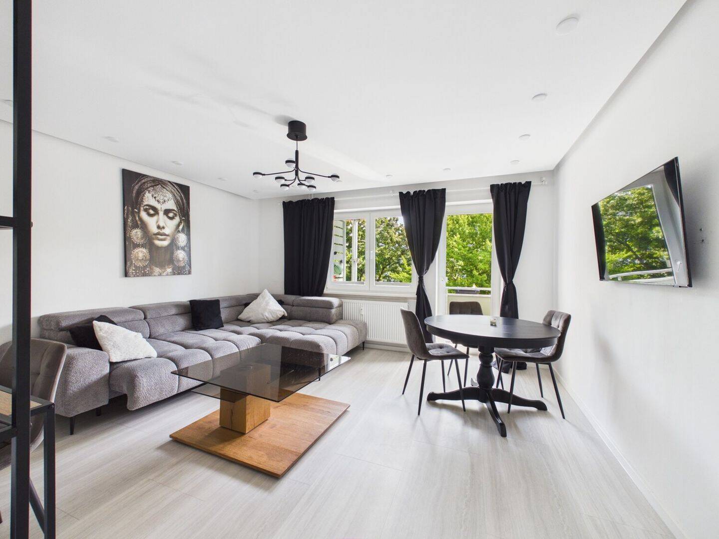 Modernisierte 3-Zimmer-Wohnung mit Balkon – sofort bezugsfrei, 65197 Wiesbaden (Biebrich Dotzheim Wiesbaden)