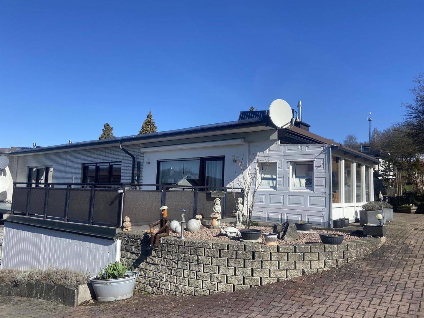 / Bungalow mit tollem Grundstück!, 57413 Finnentrop