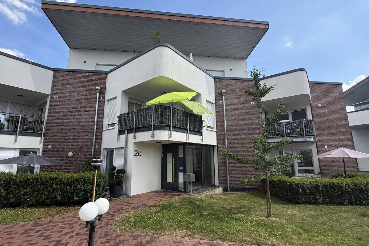 Moderne Eigentumswohnung mit Terrasse, Aufzug und Tiefgarage in Schweich, 54338 Schweich
