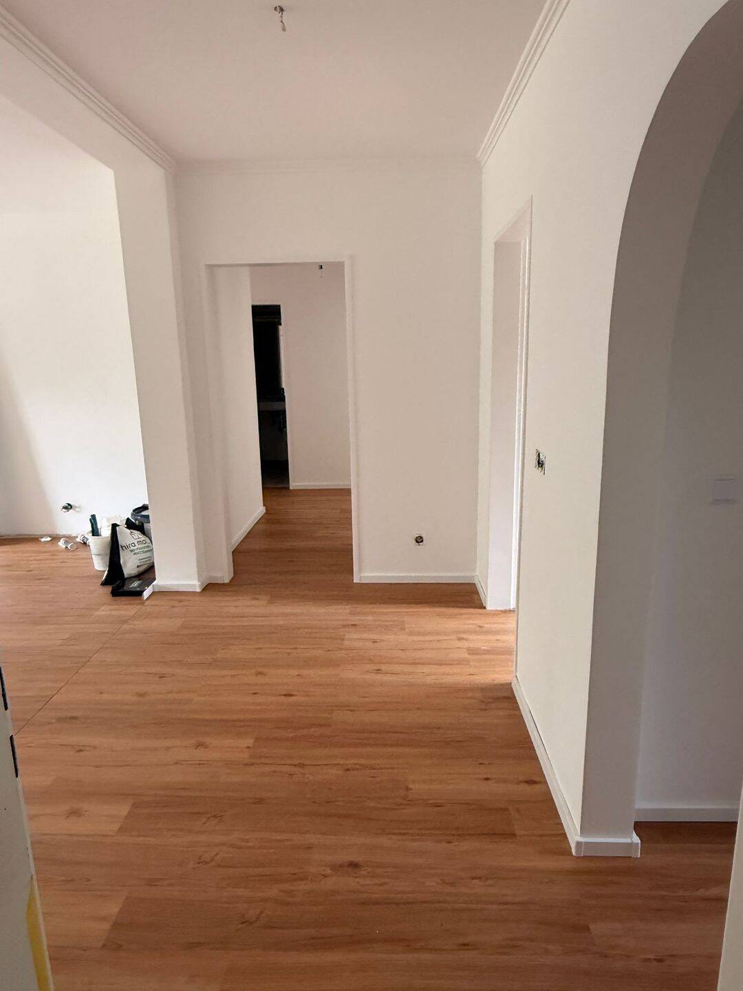 Erstbezug nach Sanierung: Moderne 4-Zimmer-Wohnung mit ca. 95 m², Balkon & Stellplatz, 47807 Krefeld (Dießem/Lehmheide Fischeln)