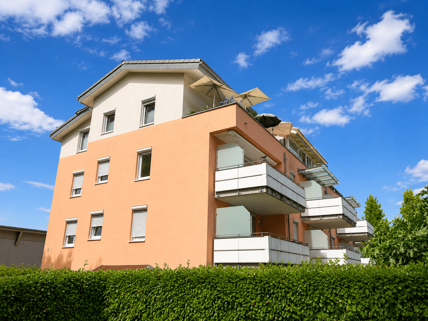 Hochwertige 3-Zimmer-Wohnung mit toller Ausstattung | 93 m² | Kamin | Balkon | Aufzug, 79189 Bad Krozingen
