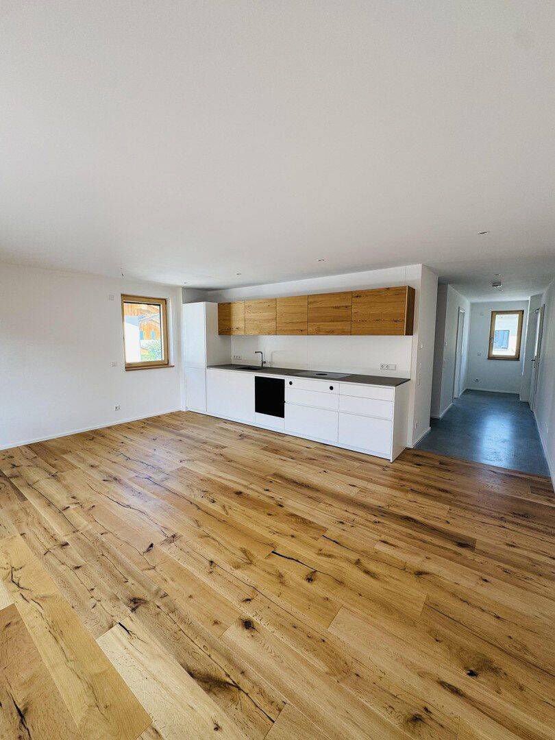 Modern wohnen – stilvolle 2-Zimmer-Wohnung in hochwertigem Neubau, 83064 Raubling