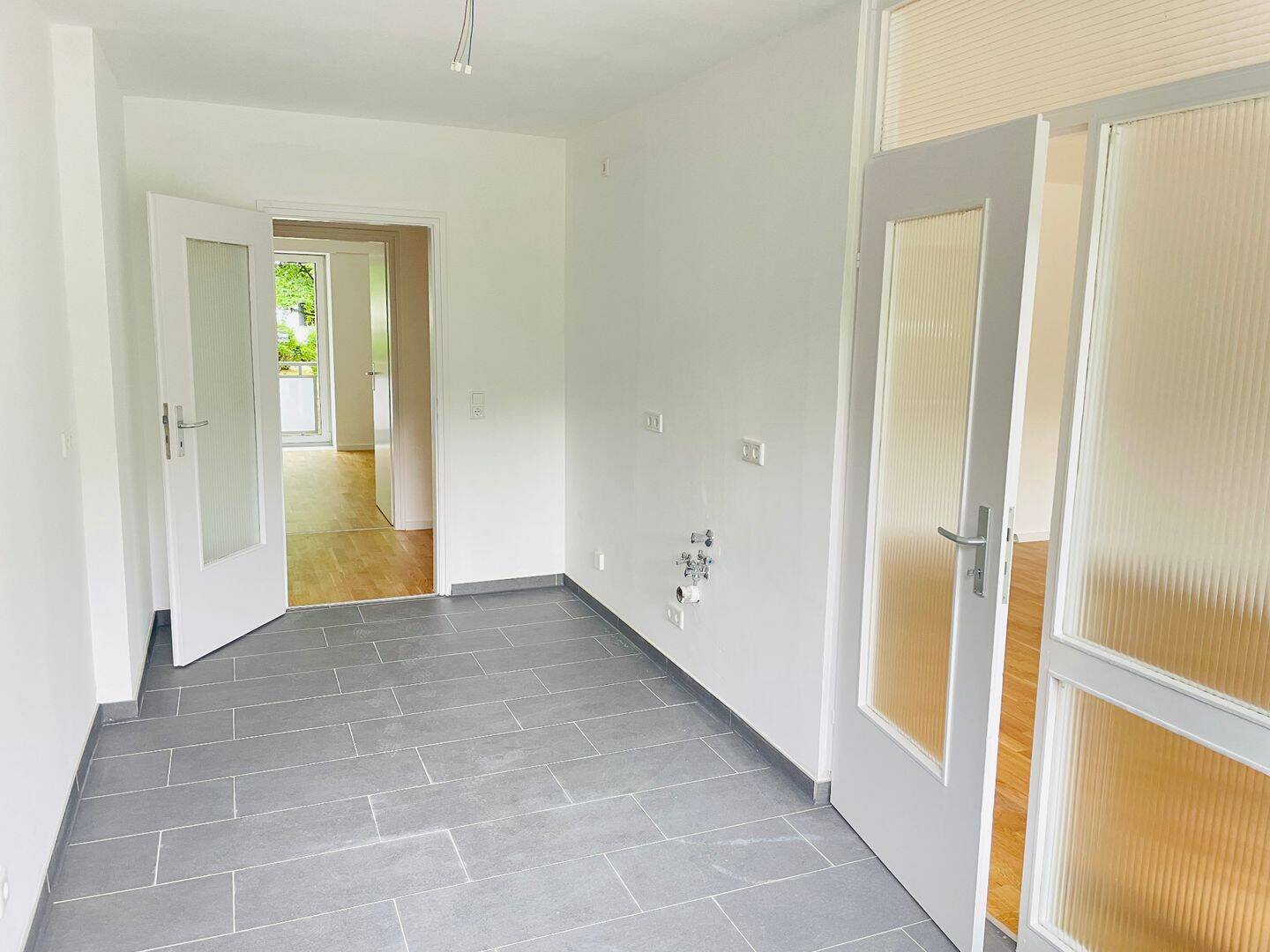 Schöne 3-Zimmer-Wohnung im Hochparterre mit zwei Balkonen, 90473 Nürnberg (Langwasser)