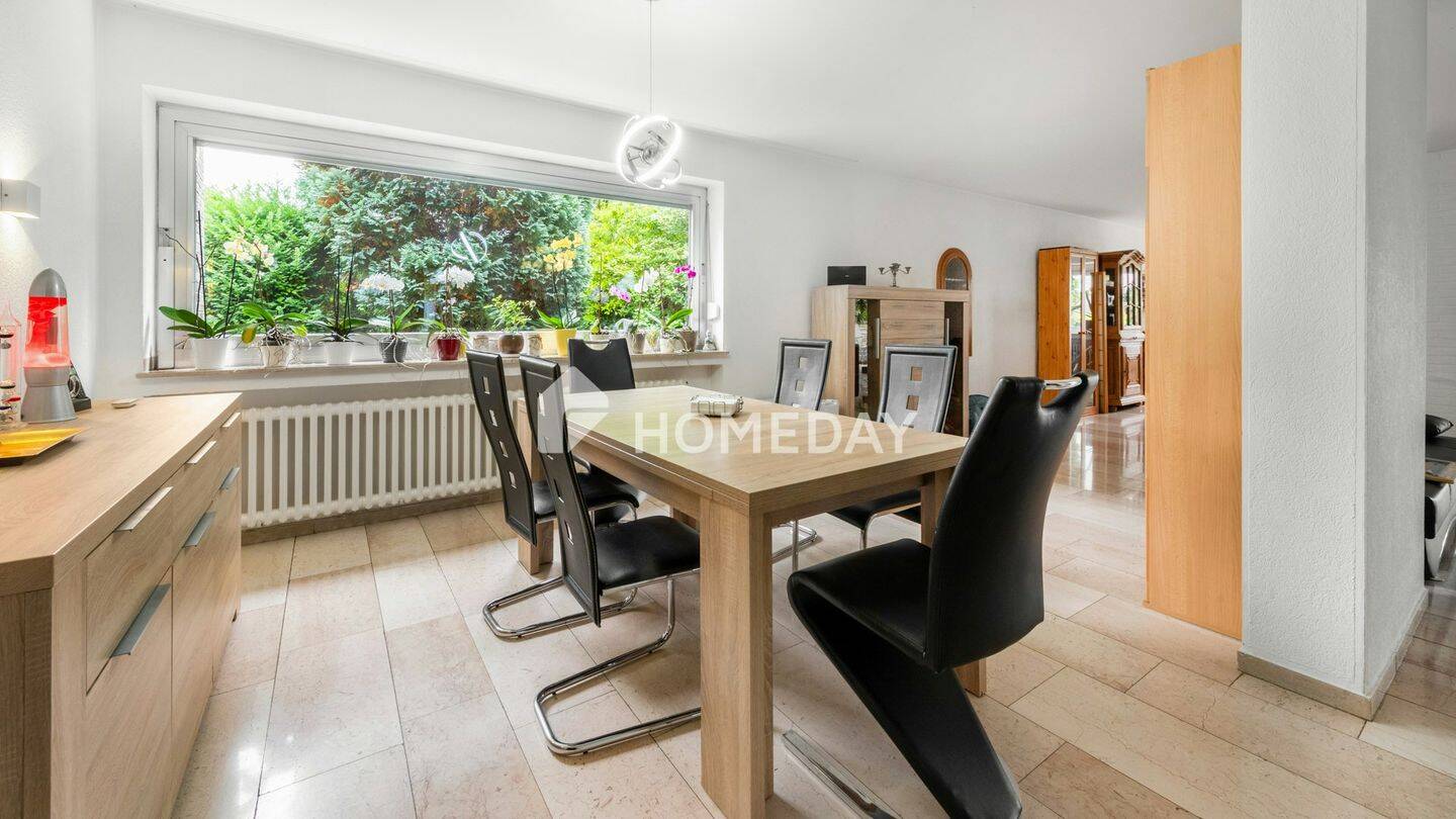 Modernisierte Erdgeschosswohnung mit Kamin, Massagedusche & privatem Garten – Wohnen mit Stil, 40882 Ratingen