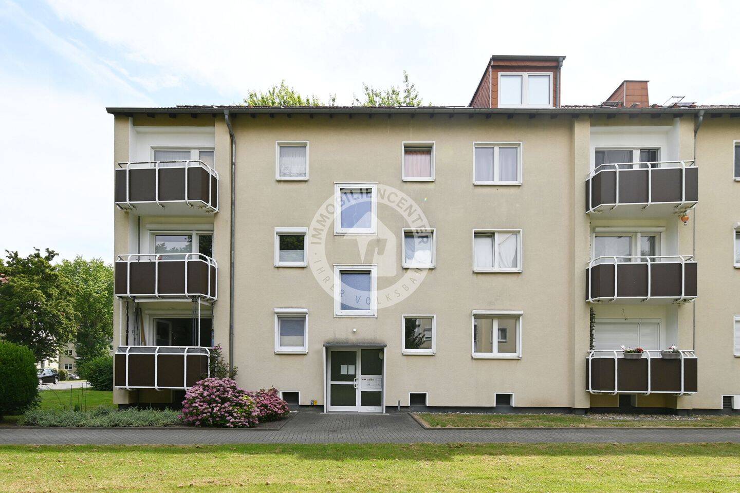 Investment oder Eigennutz für Jung und Alt – Helle Hochparterre-ETW mit Loggia!, 44309 Dortmund (Asseln Brackel Neuasseln)