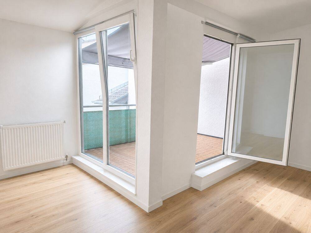 Traumhafte Maisonettewohnung Seitenflügel , 2. / 3. OG mit Terrasse, Bad u. Gäste-WC PROVISIONSFREI !, 14471 Potsdam (Brandenburger Vorstadt Potsdam West)