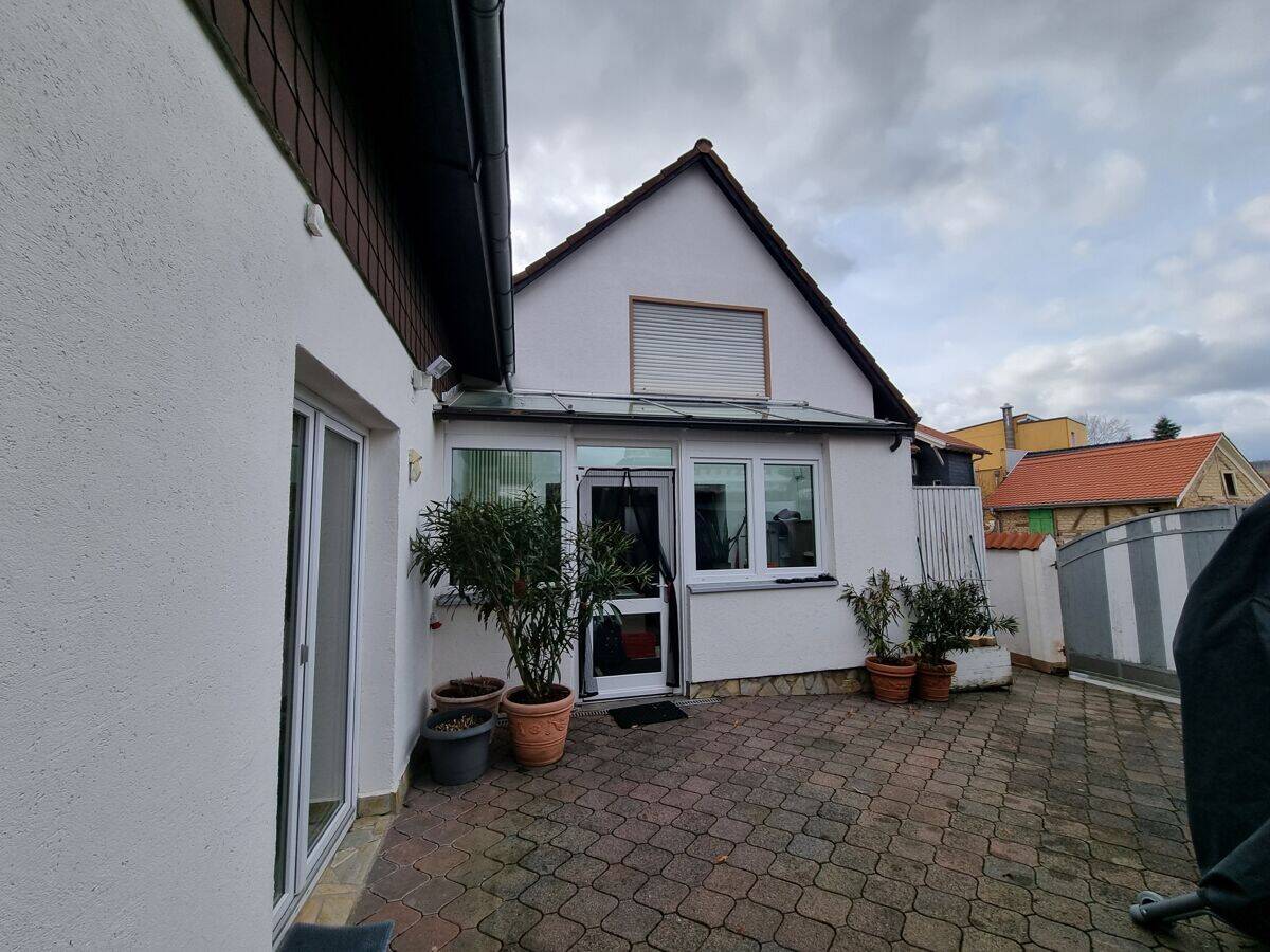 Vielseitig nutzbares 2FH mit ELW in Friedrichsdorf – Köppern, 61381 Friedrichsdorf