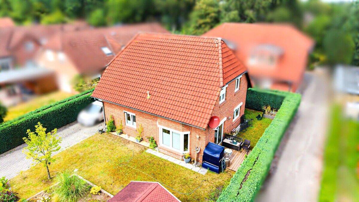 Schönes Einfamilienhaus mit Garten in ruhiger Sackgassenlage von Rastede, 26180 Rastede